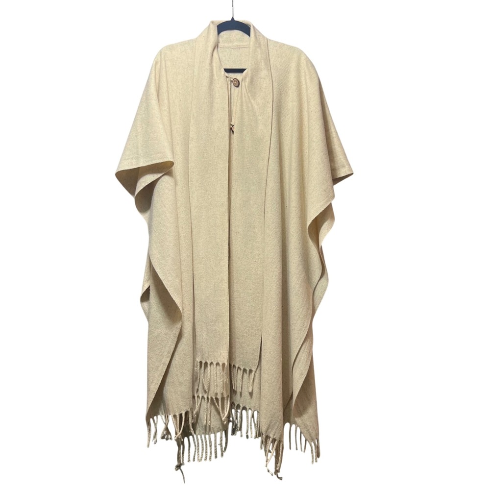 Wool Blend Cream Poncho Scarf Cape‎ Two Button OSFM Fringe Neutral Boho Rustic